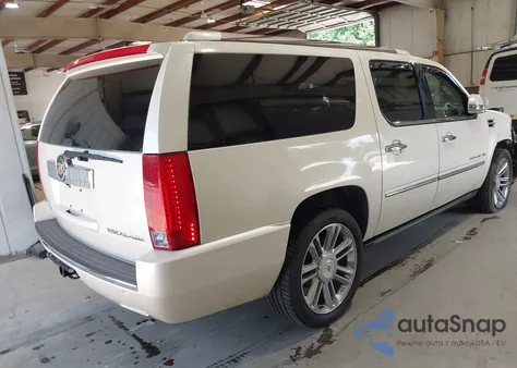 2013 Cadillac Escalade Esv Platinum Edition из США, поврежденный, VIN 1GYS4KEF2DR210472